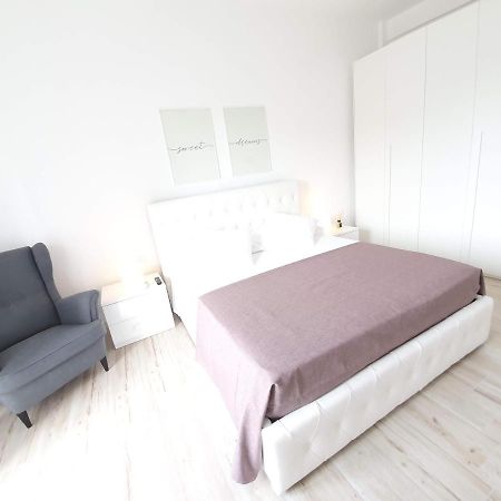2B Home - Bari Centro ภายนอก รูปภาพ