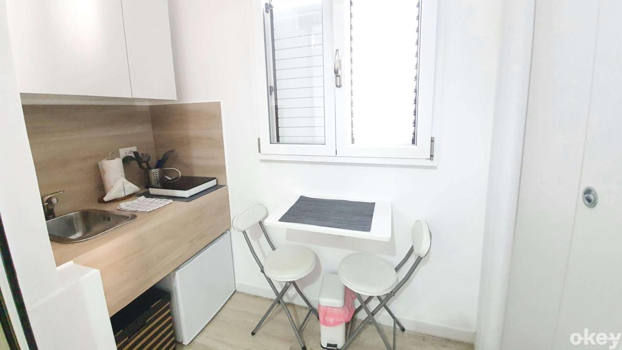 2B Home - Bari Centro ภายนอก รูปภาพ